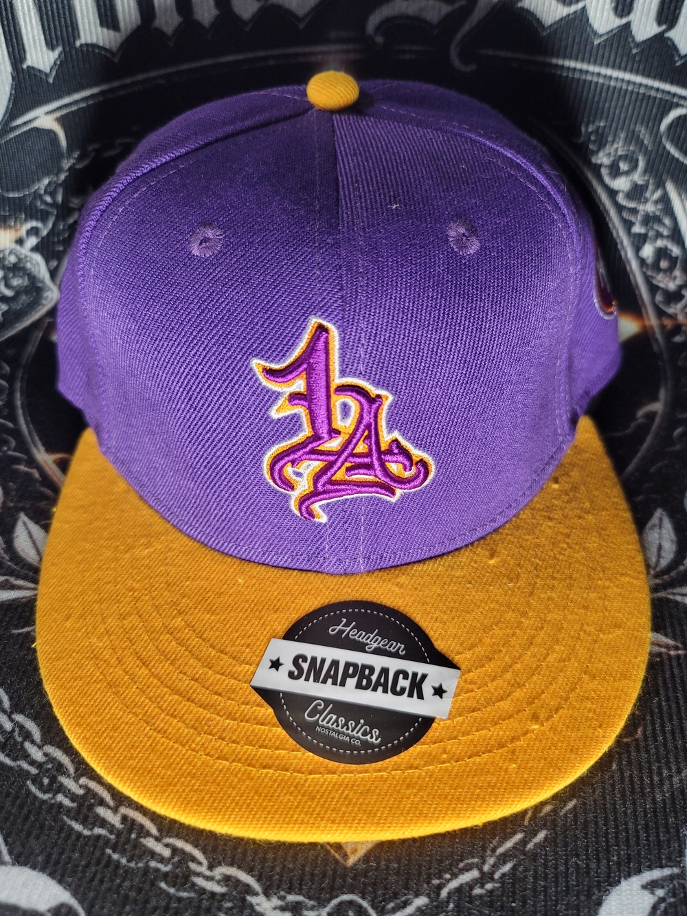 Kids Los Angeles Lakers Kobe Bryant Purple and Gold LA Snapback Hat - NWOT